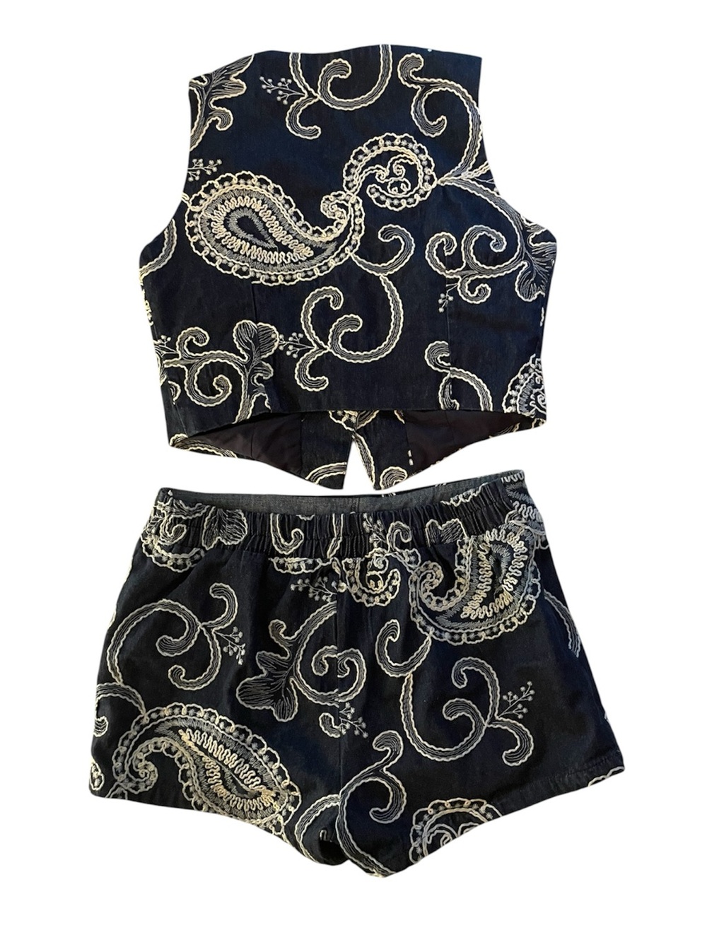 Alice Blue Retro Style Paisely Embellished Skort Vest 2PC Set - Picture 2 of 6